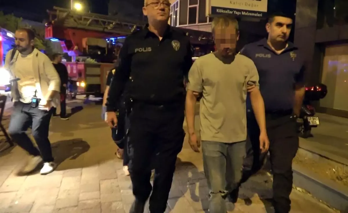 Antalya’da Madde Bağımlısının Evi Yandı