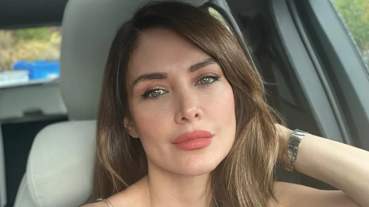 48’lik Nefise Karatay’ın gençlik sırrı ortaya çıktı! Güzelliğiyle yıllara meydan okuyor…