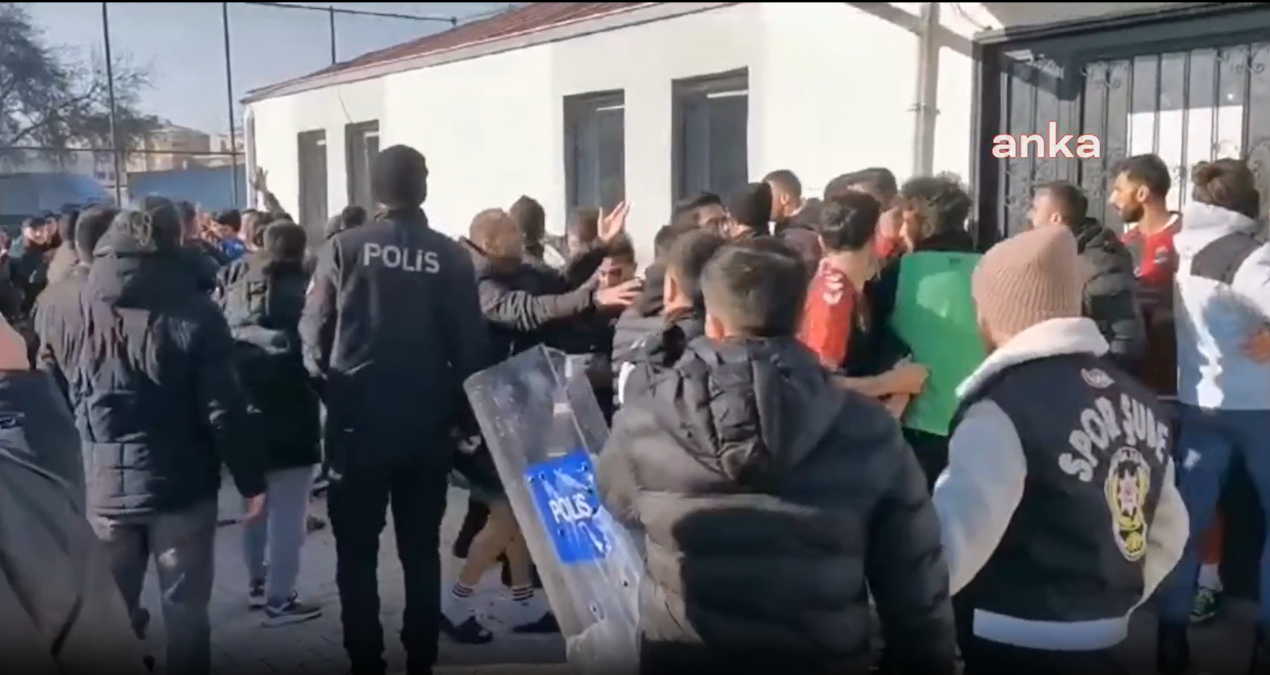 Amatör maçta gerginlik çıktı, polis müdahale etti